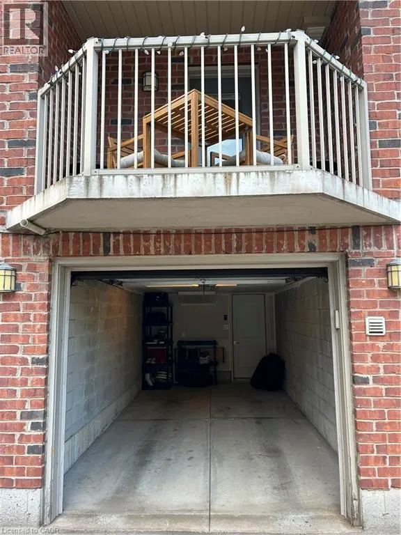 81 YOUNG Street