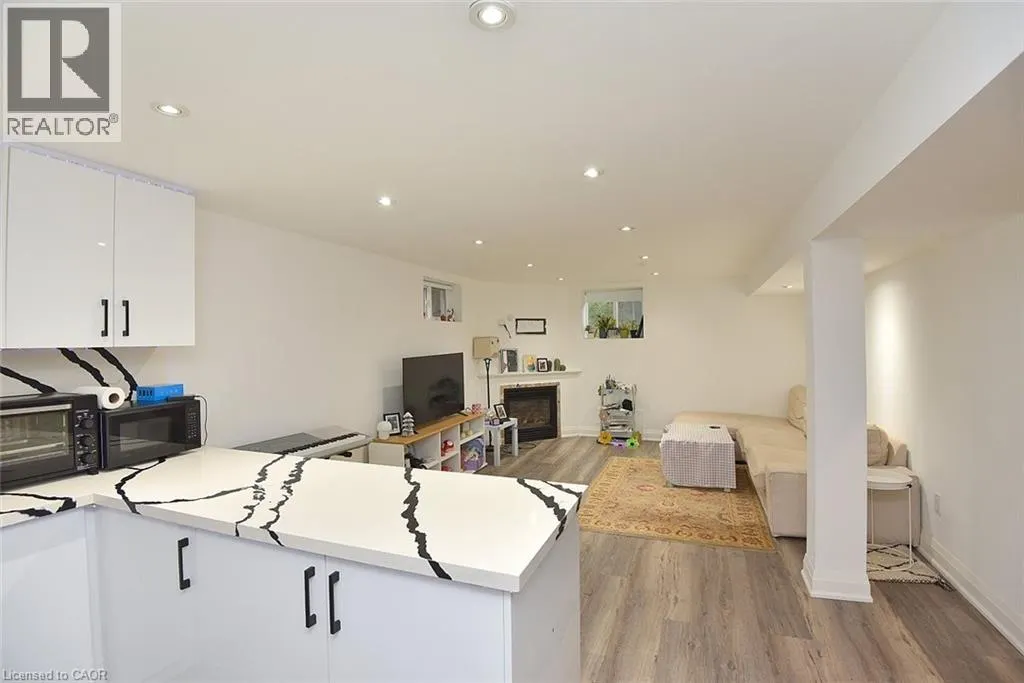 405 ERINDALE Drive