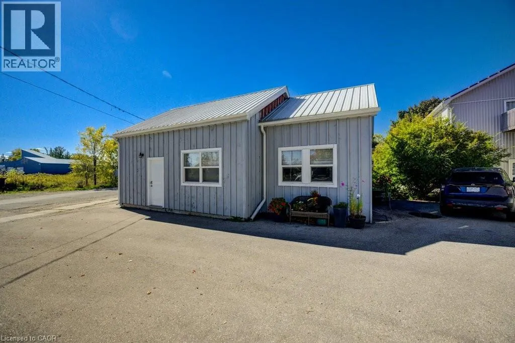 55 SNYDER'S Road W