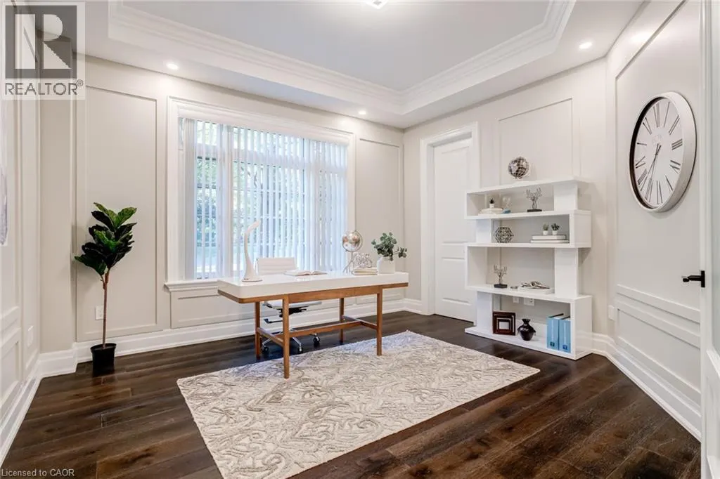 126 MCGREGOR Crescent