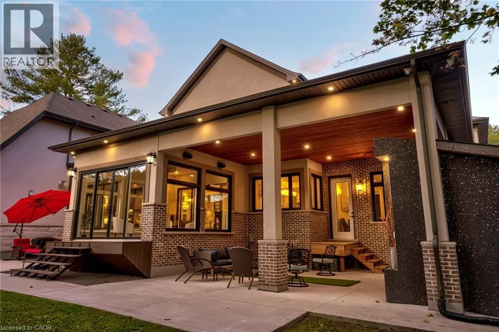 126 MCGREGOR Crescent