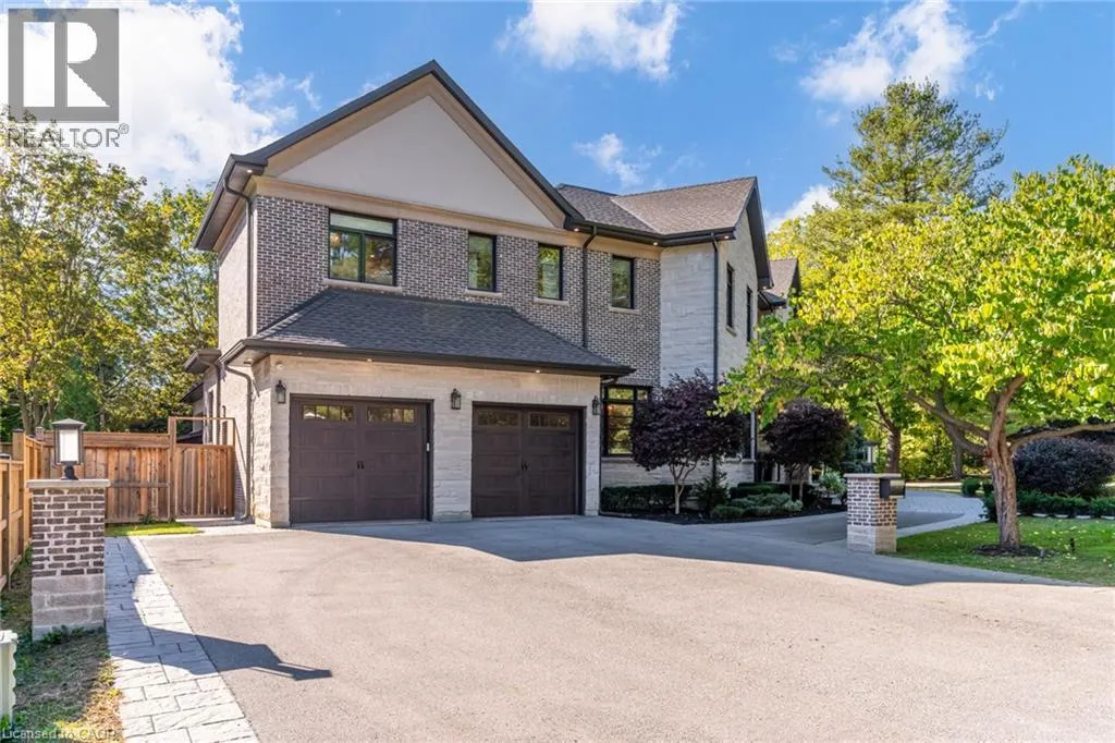 126 MCGREGOR Crescent