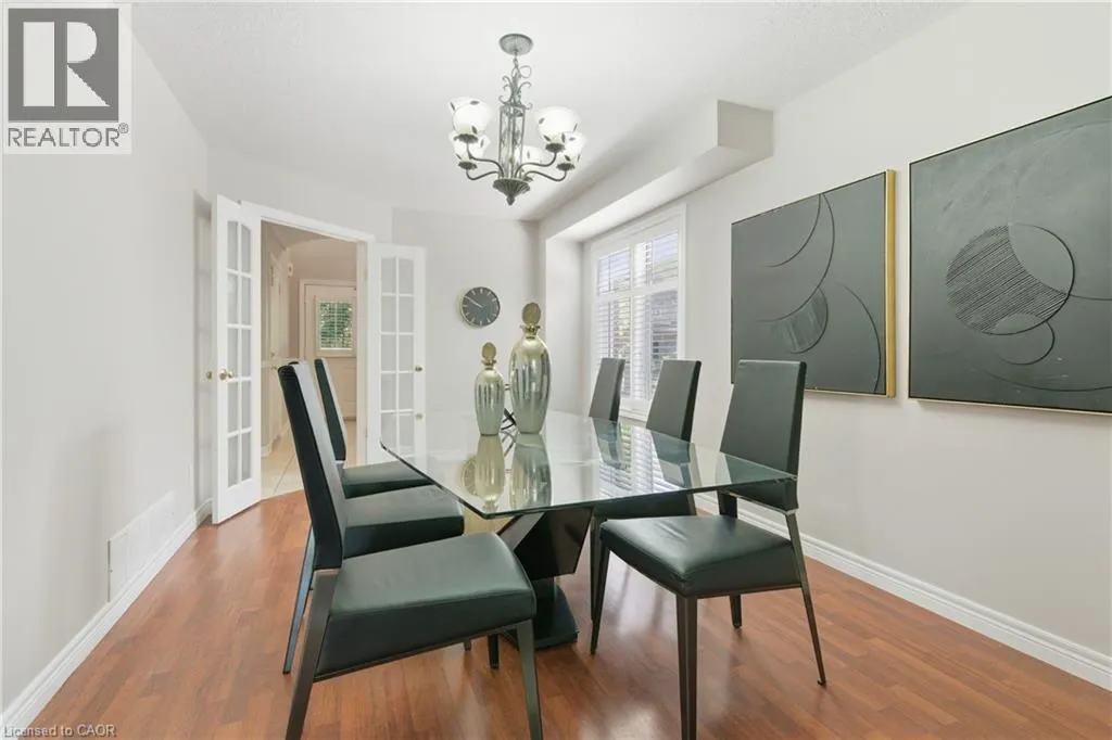 213 DORCHESTER Drive