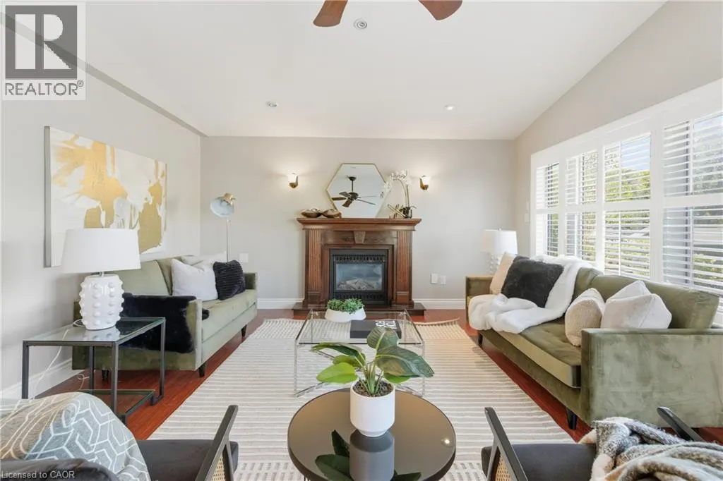 213 DORCHESTER Drive