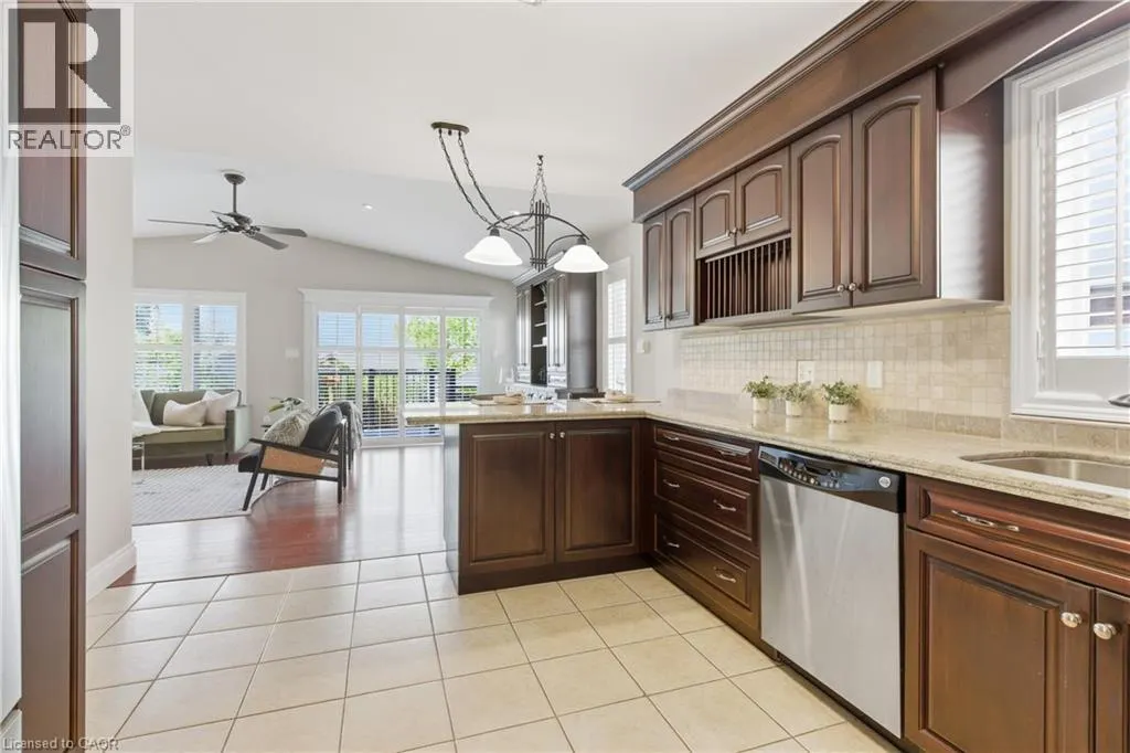 213 DORCHESTER Drive