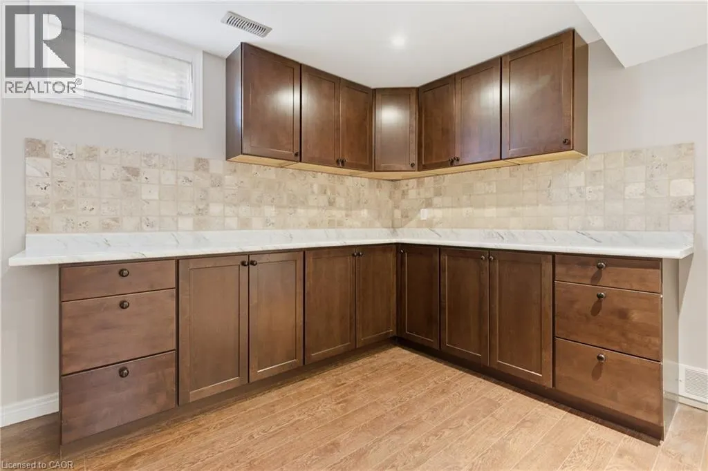 213 DORCHESTER Drive