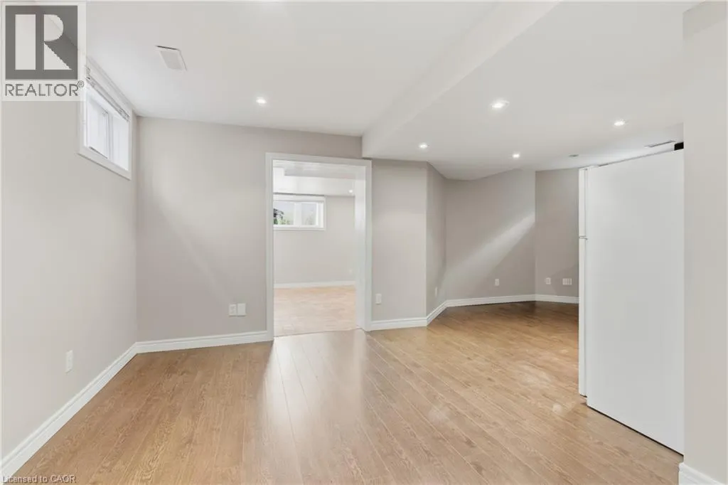 213 DORCHESTER Drive