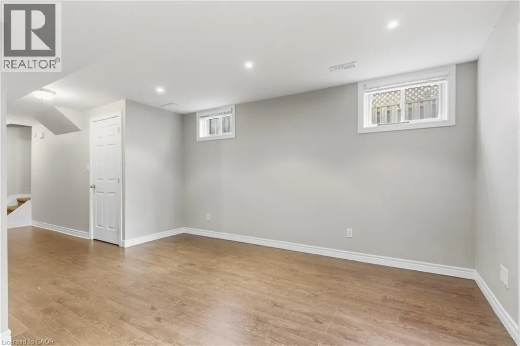 213 DORCHESTER Drive