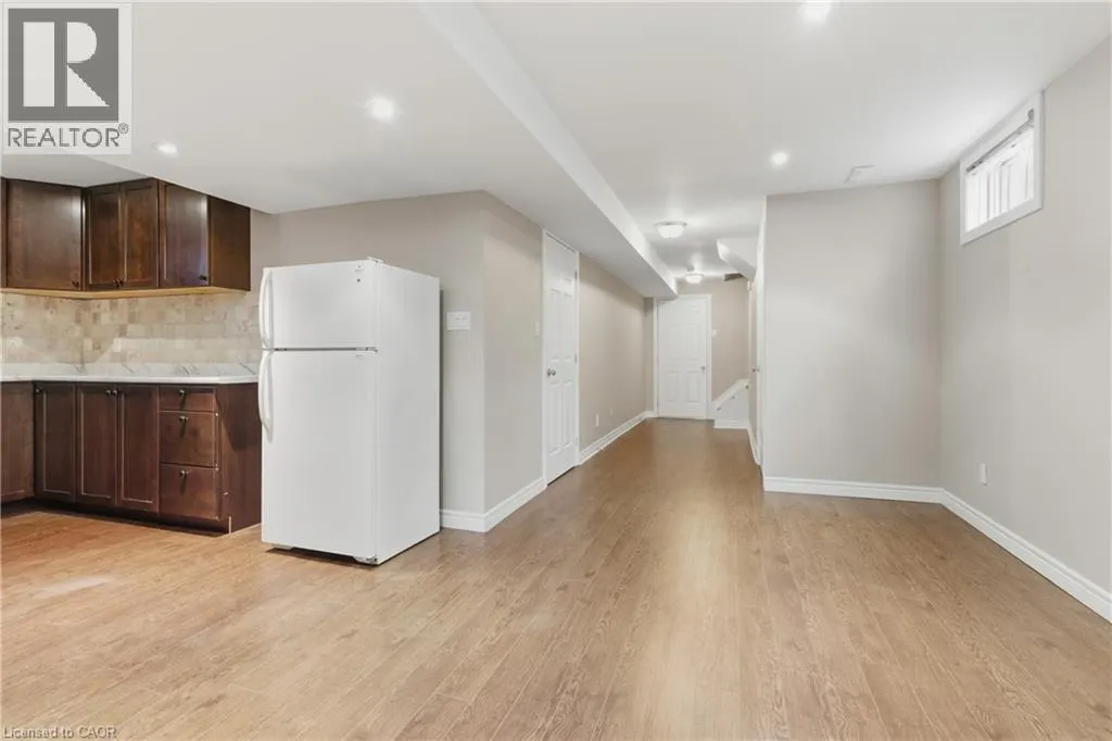 213 DORCHESTER Drive