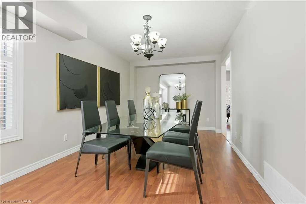213 DORCHESTER Drive