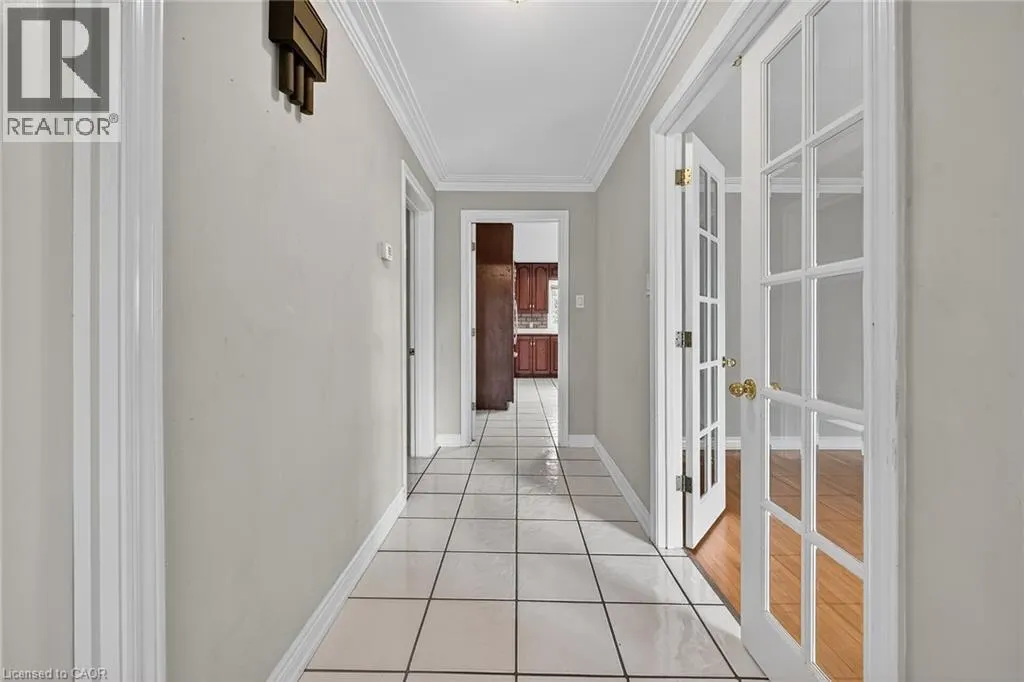 1008 UPPER WELLINGTON Street Unit# Upper Suite