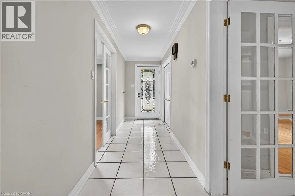 1008 UPPER WELLINGTON Street Unit# Upper Suite