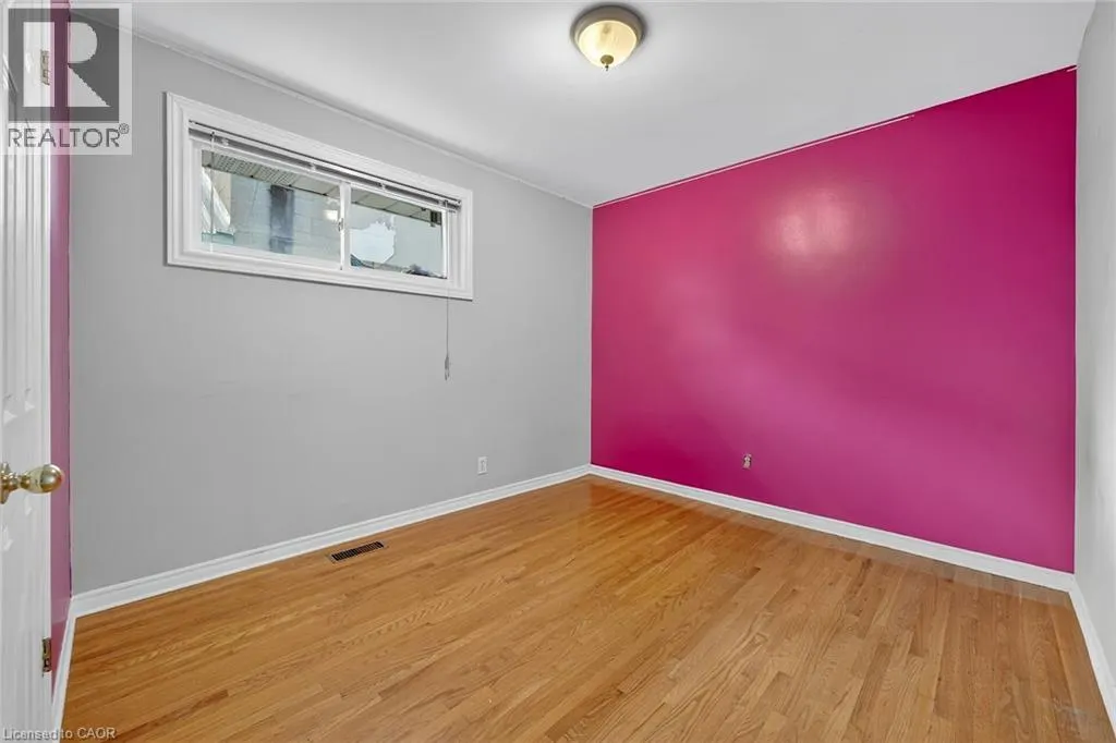 1008 UPPER WELLINGTON Street Unit# Upper Suite