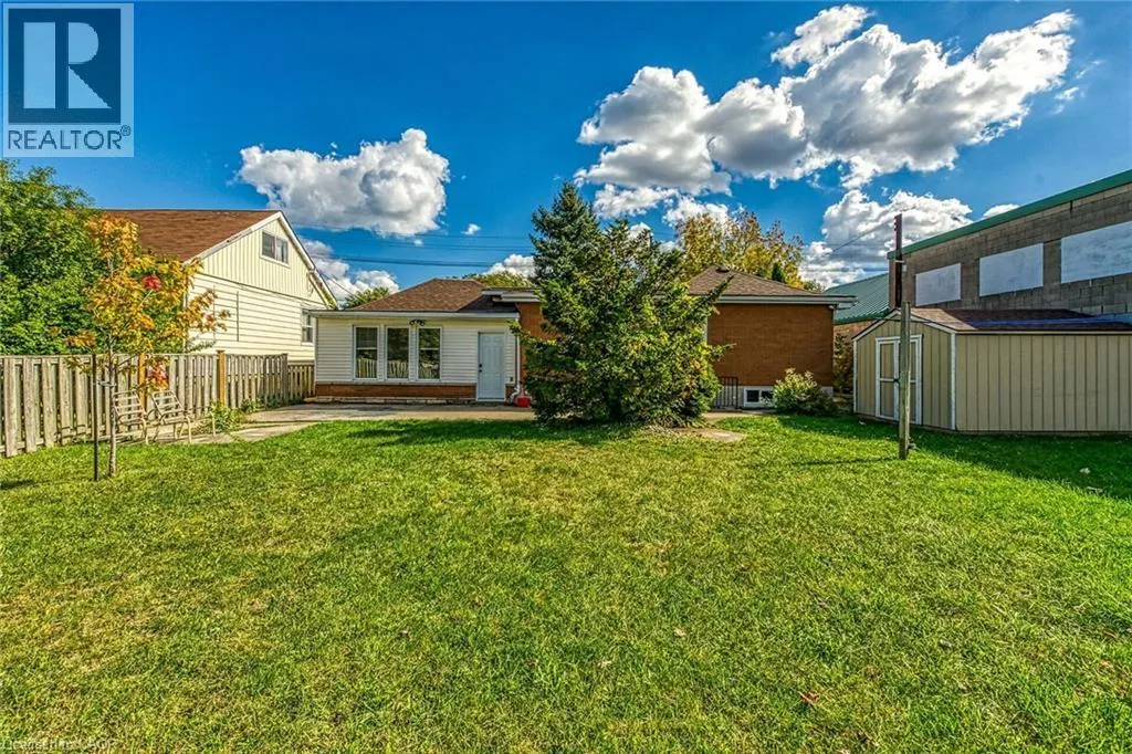 1008 UPPER WELLINGTON Street Unit# Upper Suite