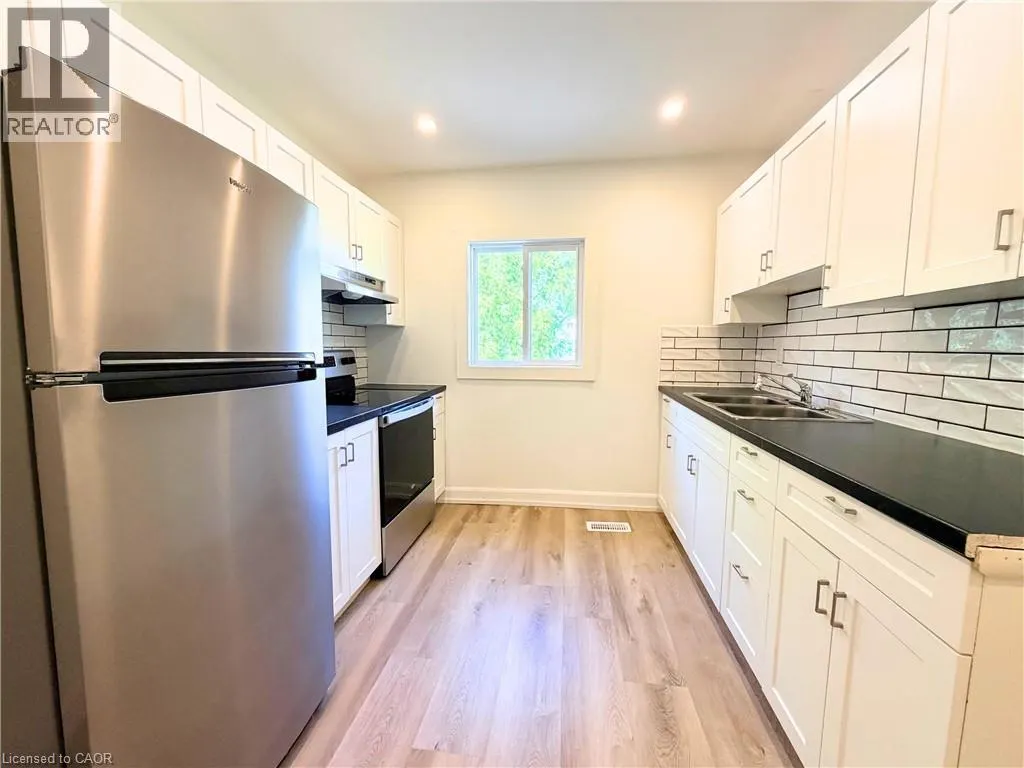 24-26 CAYUGA Street Unit# 26B, #26B