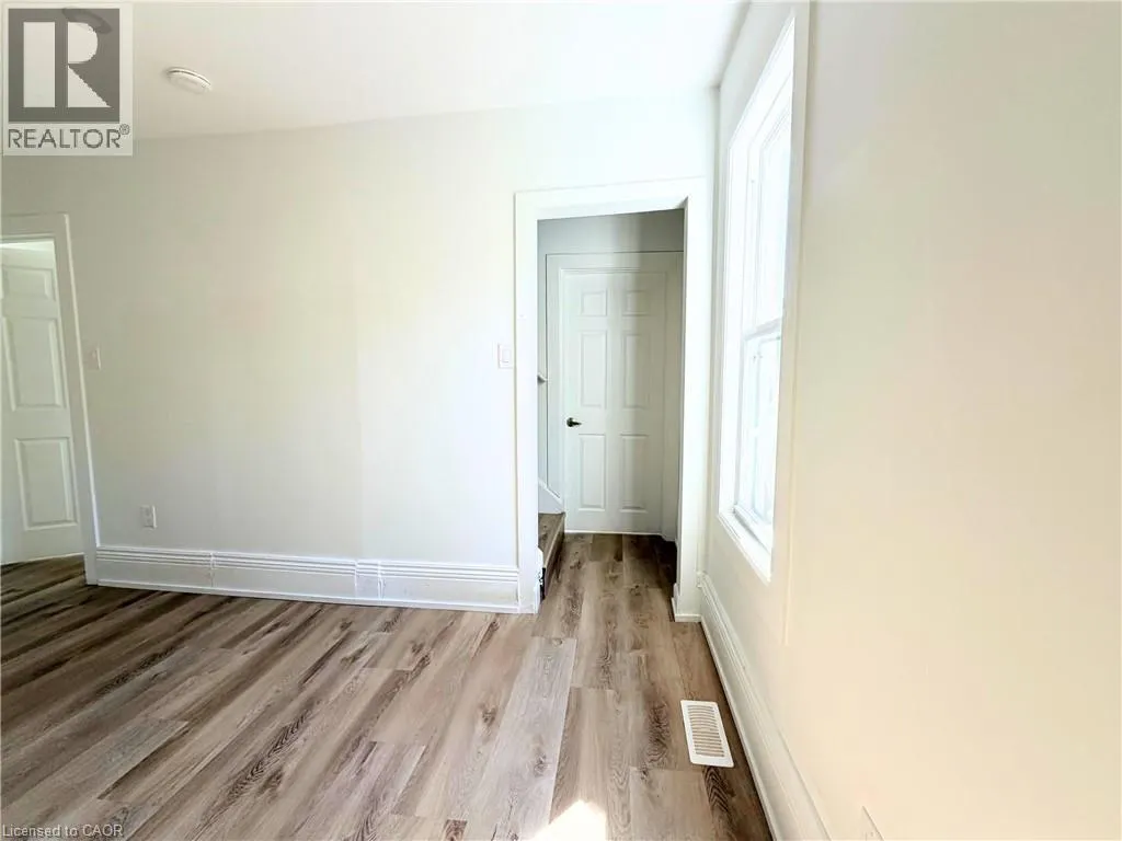 24-26 CAYUGA Street Unit# 26B, #26B