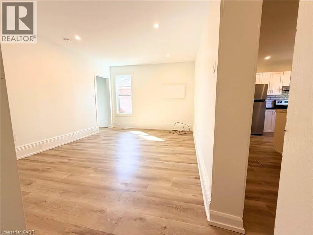24-26 CAYUGA Street Unit# 26B, #26B