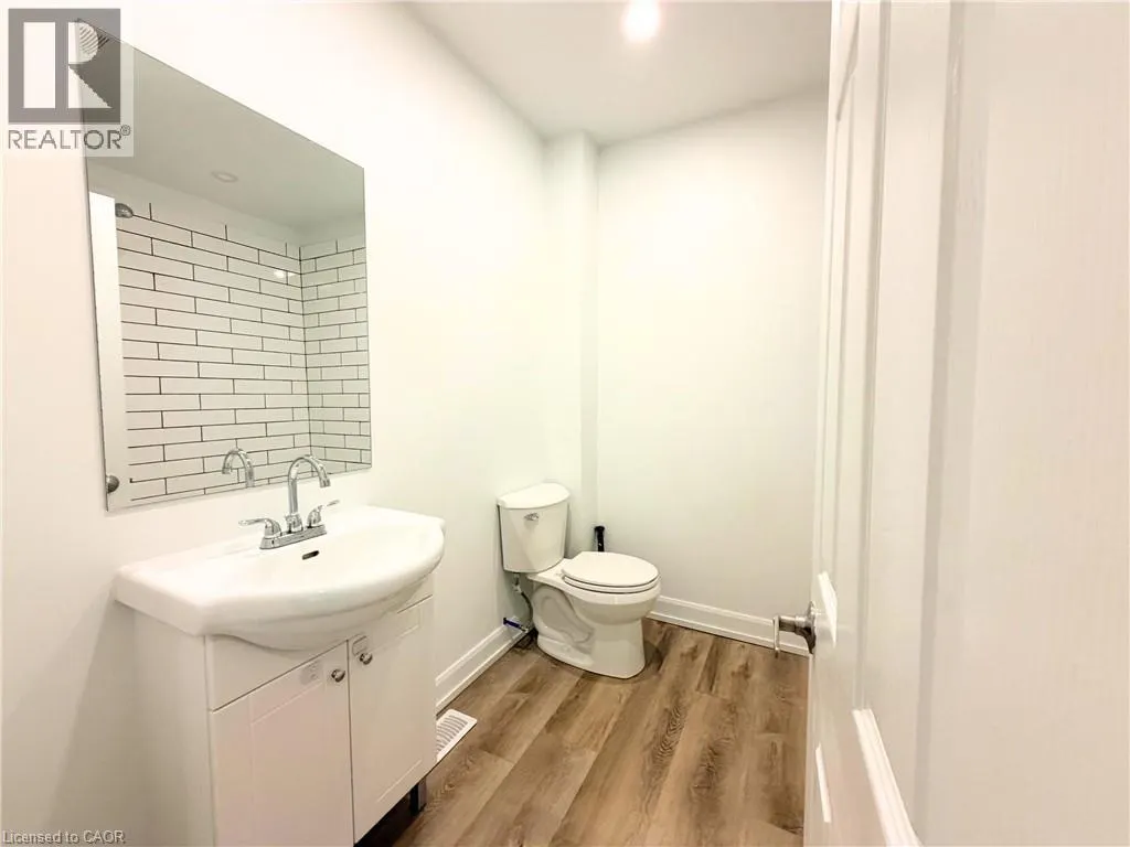 24-26 CAYUGA Street Unit# 26B, #26B