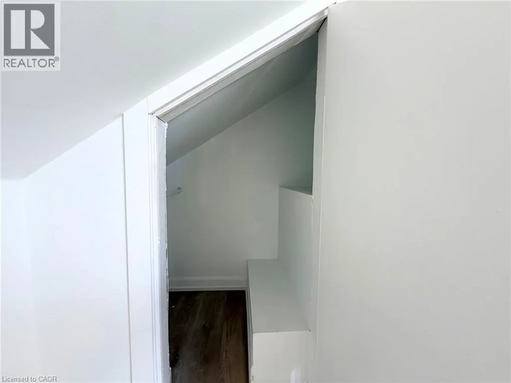 24-26 CAYUGA Street Unit# 26B, #26B