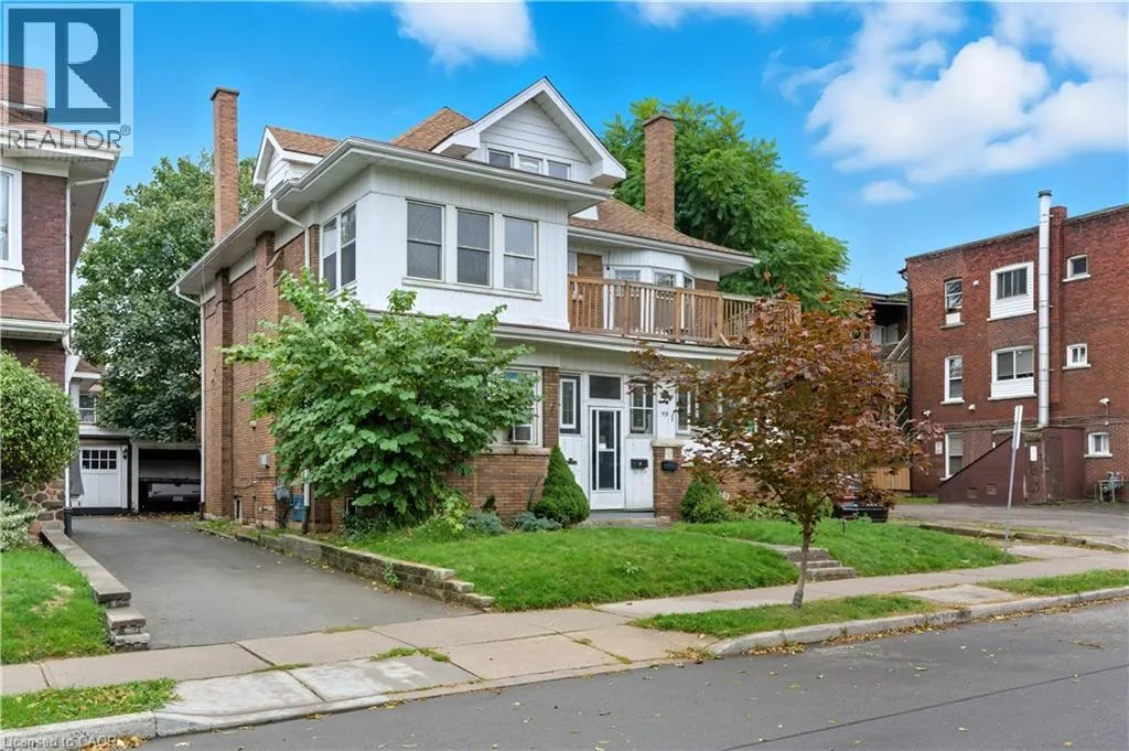 93 BARNESDALE Boulevard