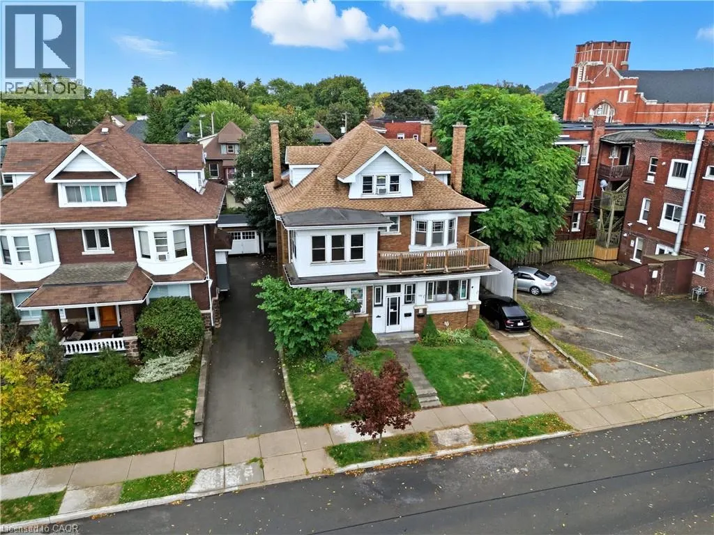 93 BARNESDALE Boulevard