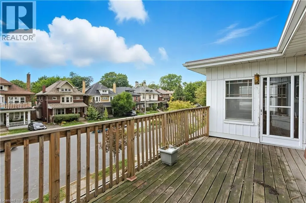 93 BARNESDALE Boulevard
