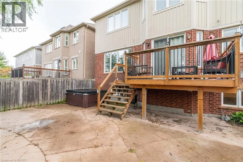 75 CHASE Crescent