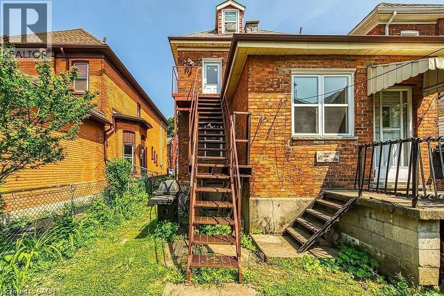 88 GRANT Avenue