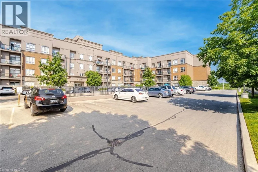 5317 UPPER MIDDLE Road Unit# 112, #112