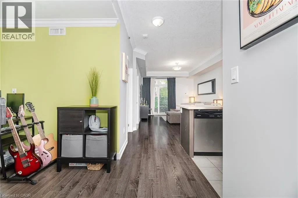 5317 UPPER MIDDLE Road Unit# 112, #112