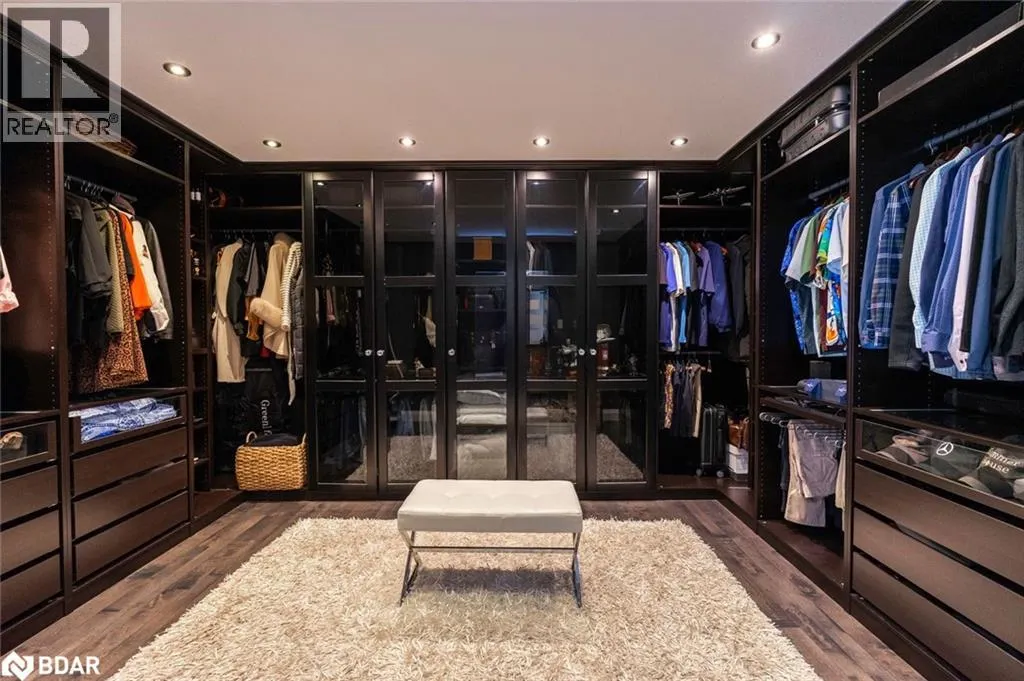 127 GOLDFINCH Crescent