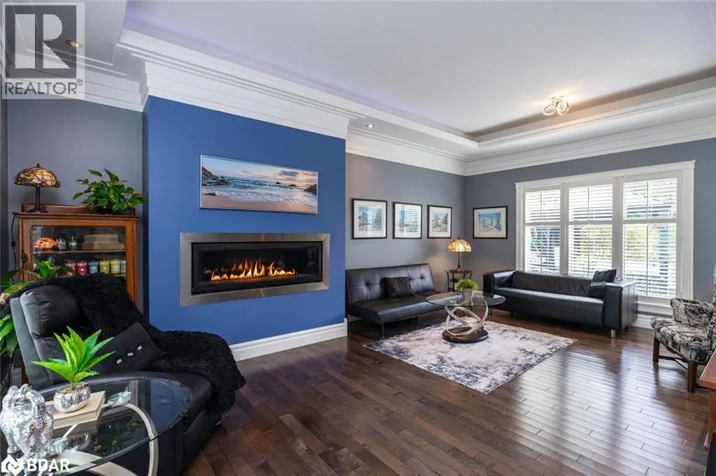 127 GOLDFINCH Crescent