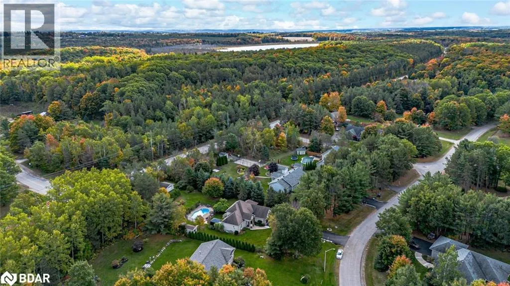 127 GOLDFINCH Crescent