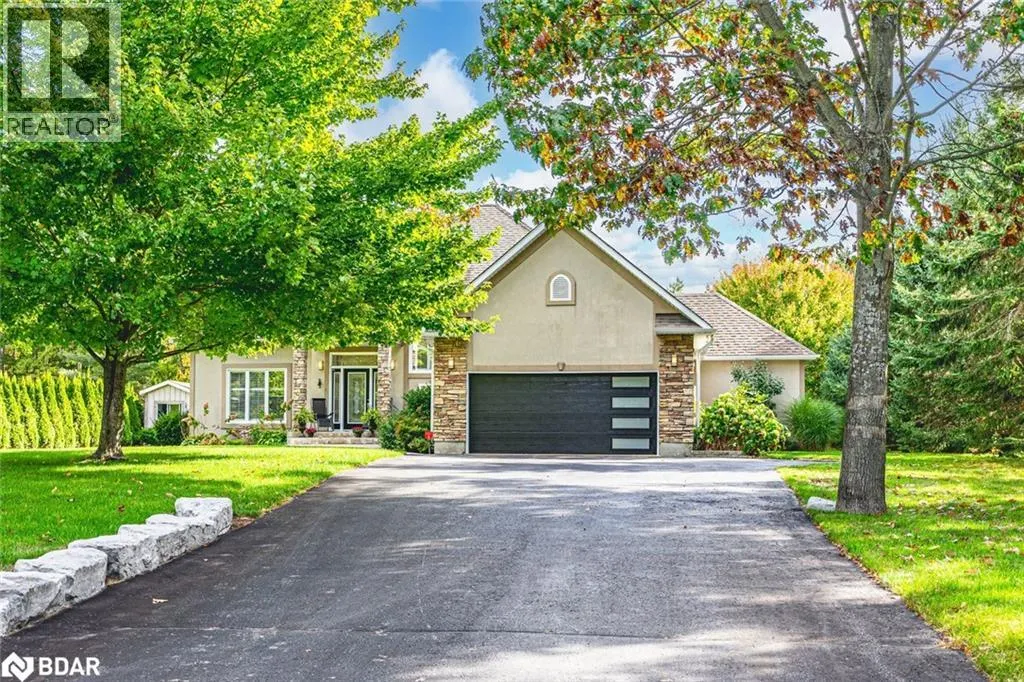 127 GOLDFINCH Crescent