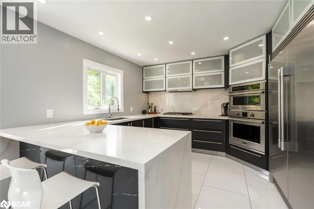 127 GOLDFINCH Crescent