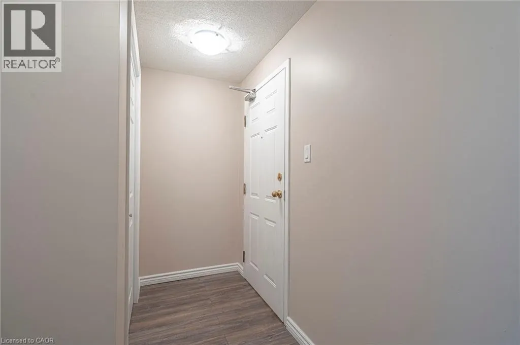 200 LIMERIDGE Road W Unit# 105, #105