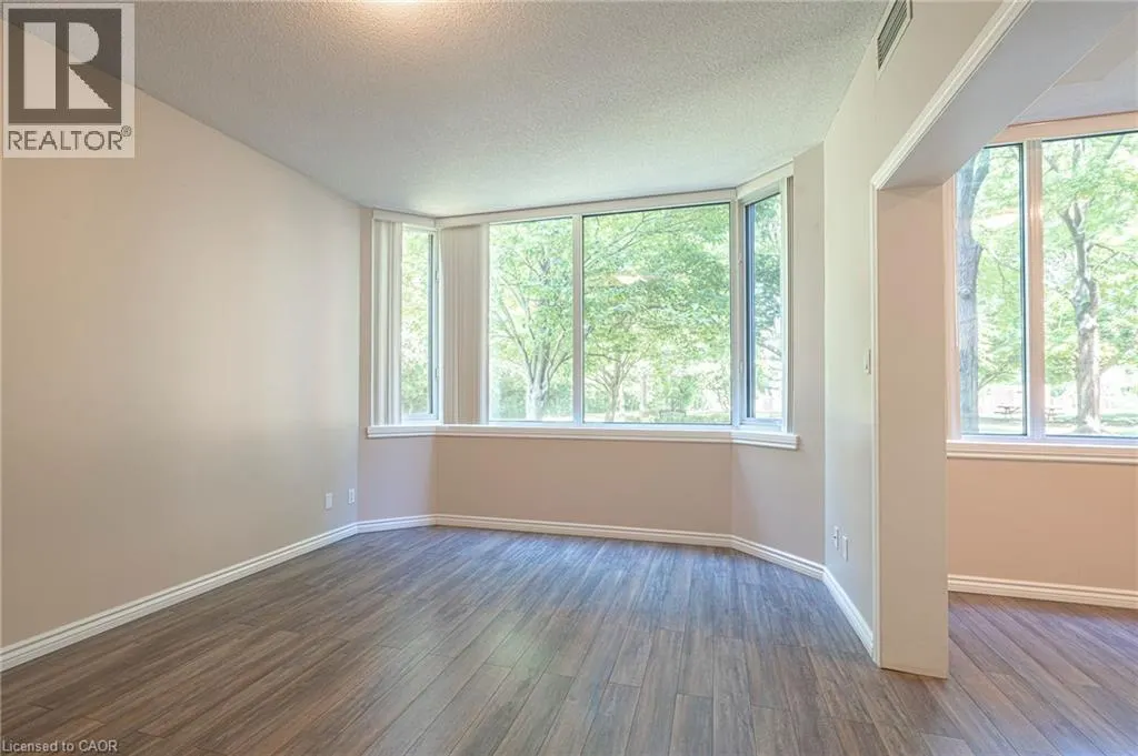 200 LIMERIDGE Road W Unit# 105, #105