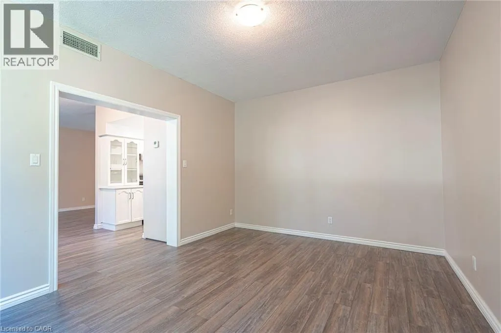 200 LIMERIDGE Road W Unit# 105, #105