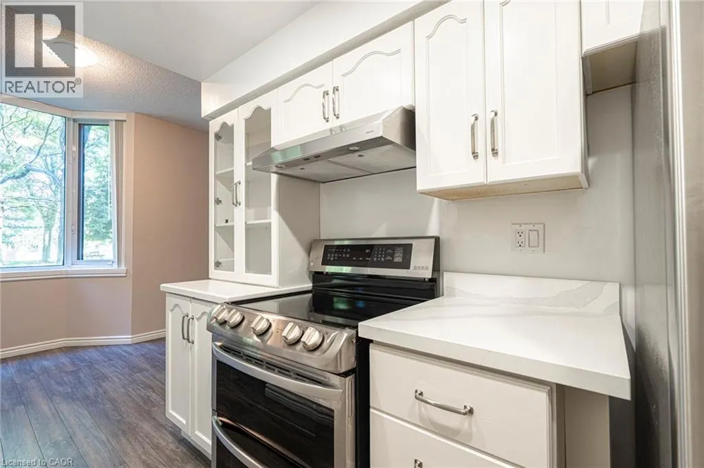 200 LIMERIDGE Road W Unit# 105, #105
