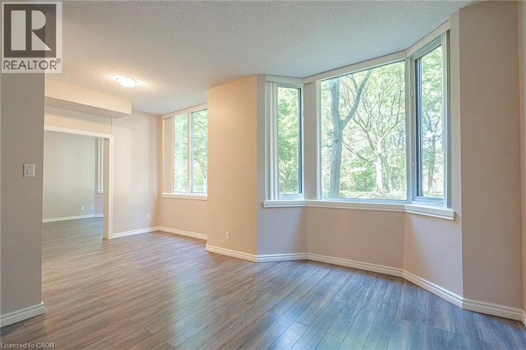 200 LIMERIDGE Road W Unit# 105, #105