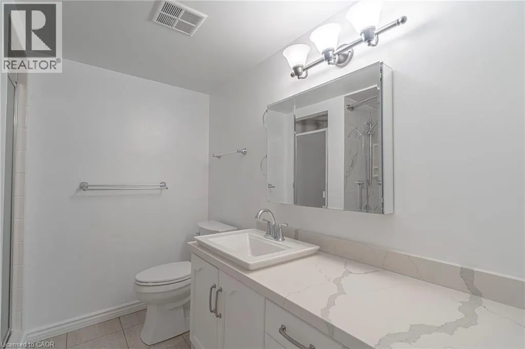 200 LIMERIDGE Road W Unit# 105, #105