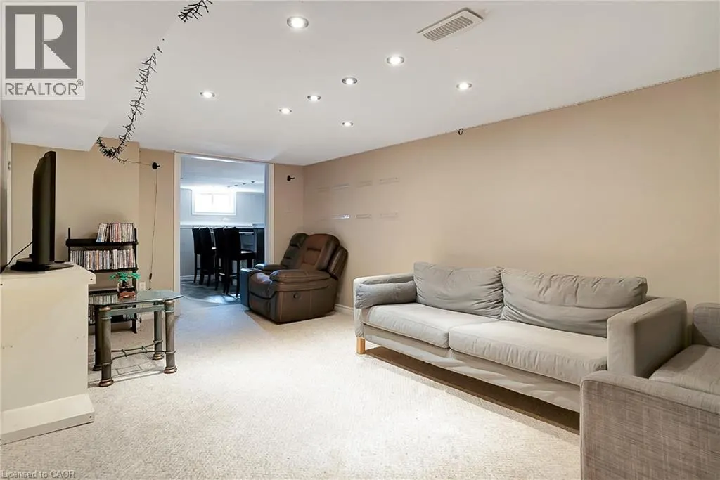 1392 DOON VILLAGE Road