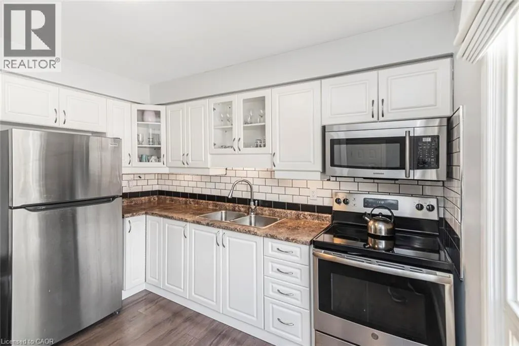 1301 UPPER GAGE Avenue Unit# 12, #12