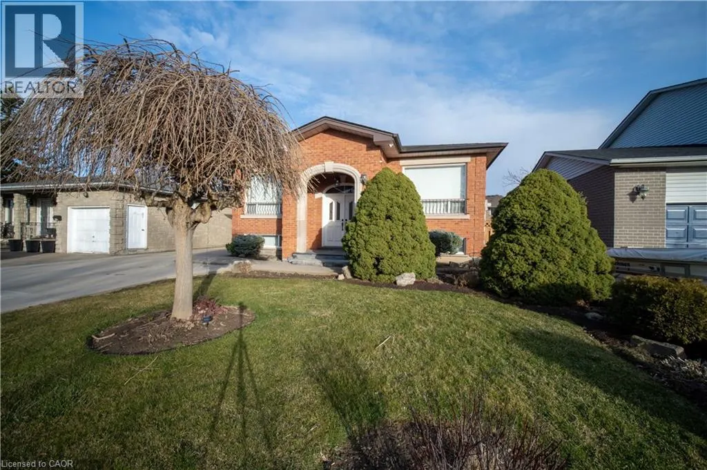 123 ELEANOR Avenue