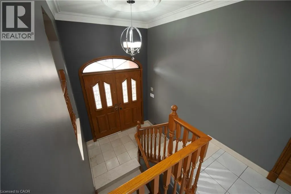 123 ELEANOR Avenue
