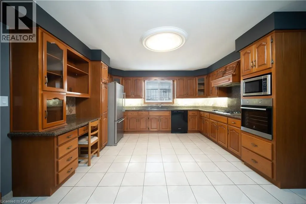 123 ELEANOR Avenue