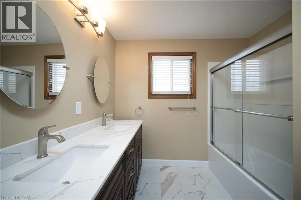 123 ELEANOR Avenue