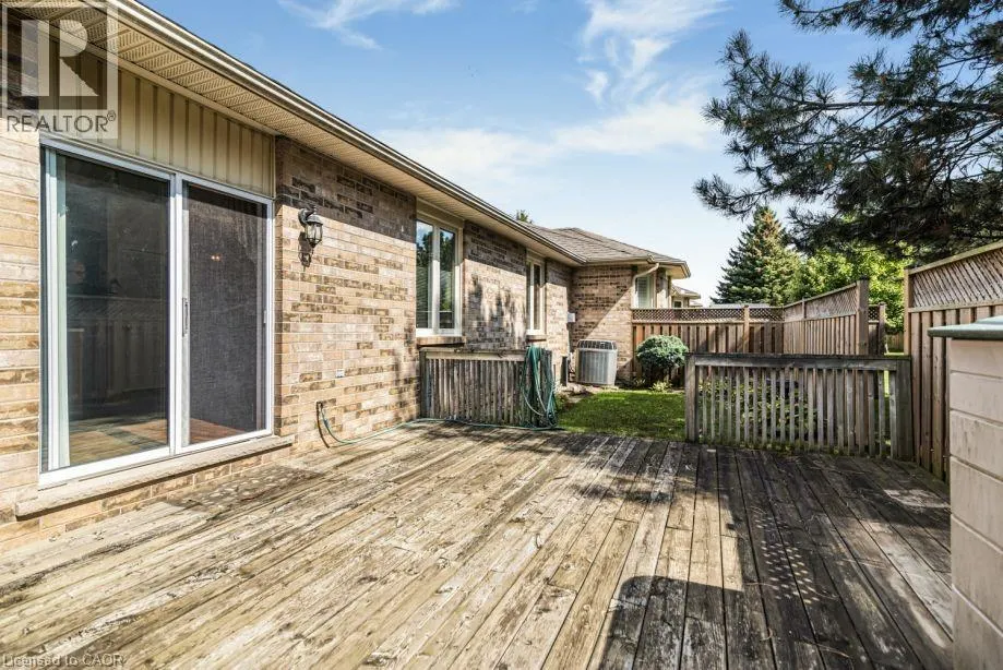 105 NORTHERNBREEZE Street