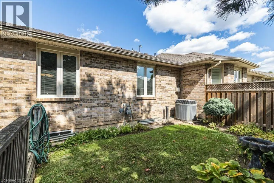 105 NORTHERNBREEZE Street