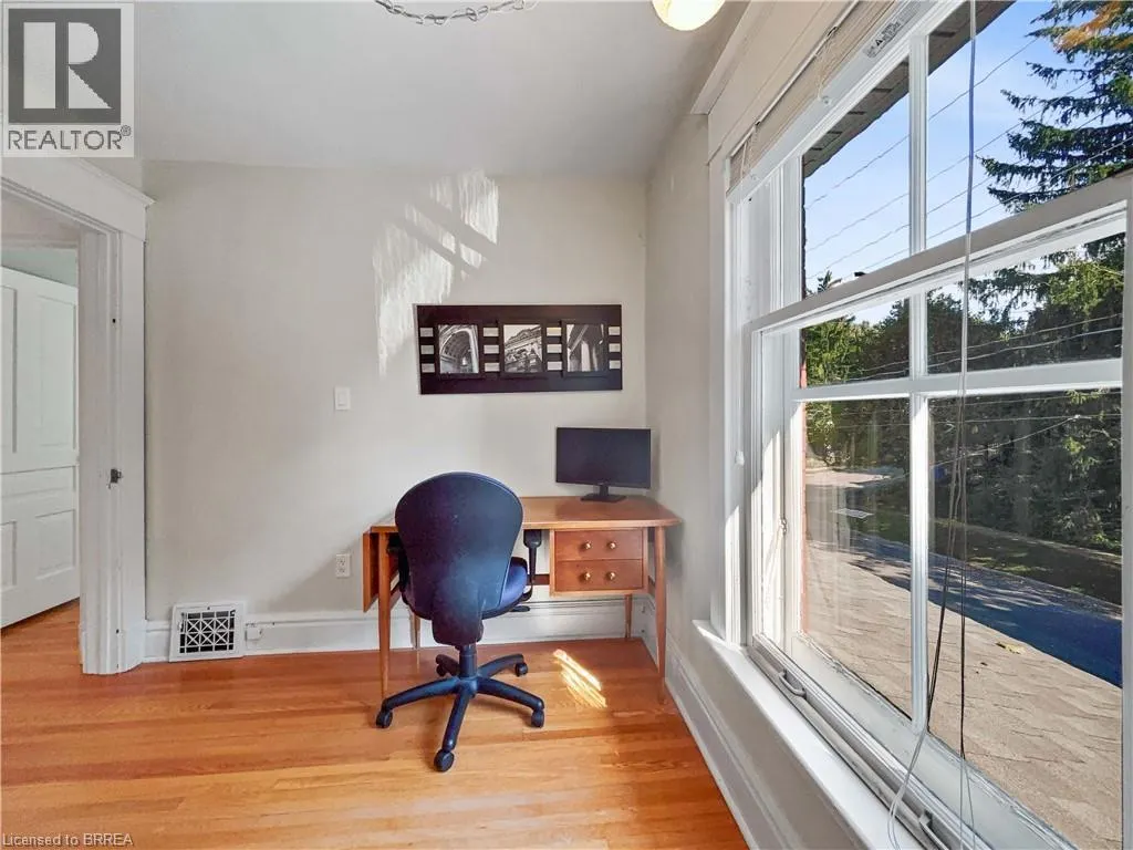 65 FORBES Avenue